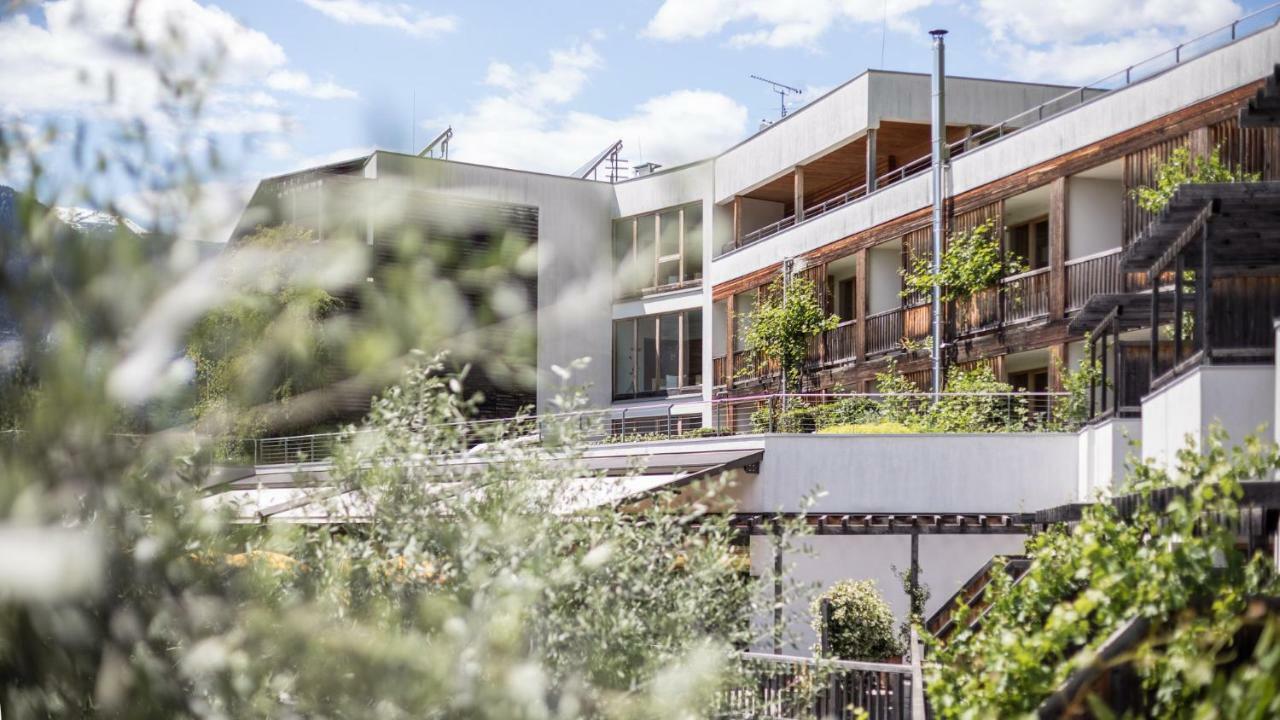 Biohotel Theiner'S Garten Lana Exteriör bild