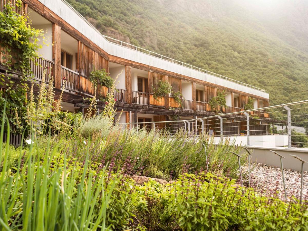 Biohotel Theiner'S Garten Lana Exteriör bild